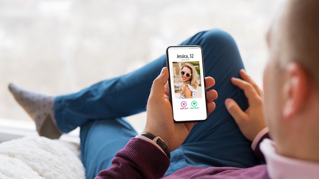Evadate: Where Modern Web Internet Dating Becomes an Outstanding Journey